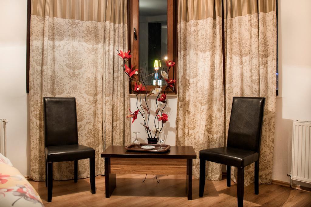Hotel Stars Bukares Bagian luar foto
