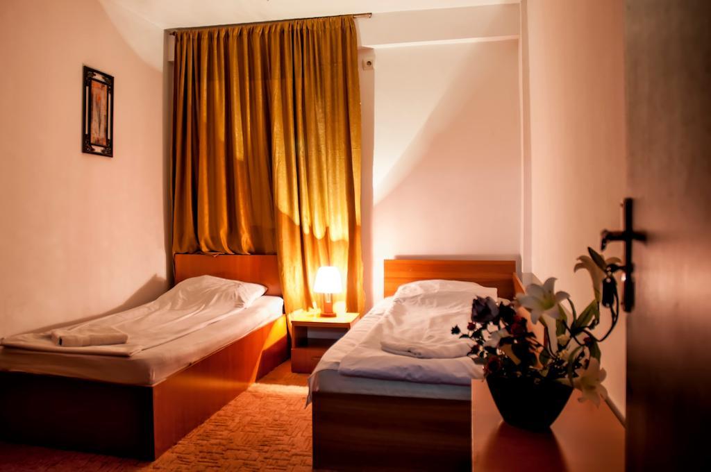 Hotel Stars Bukares Ruang foto